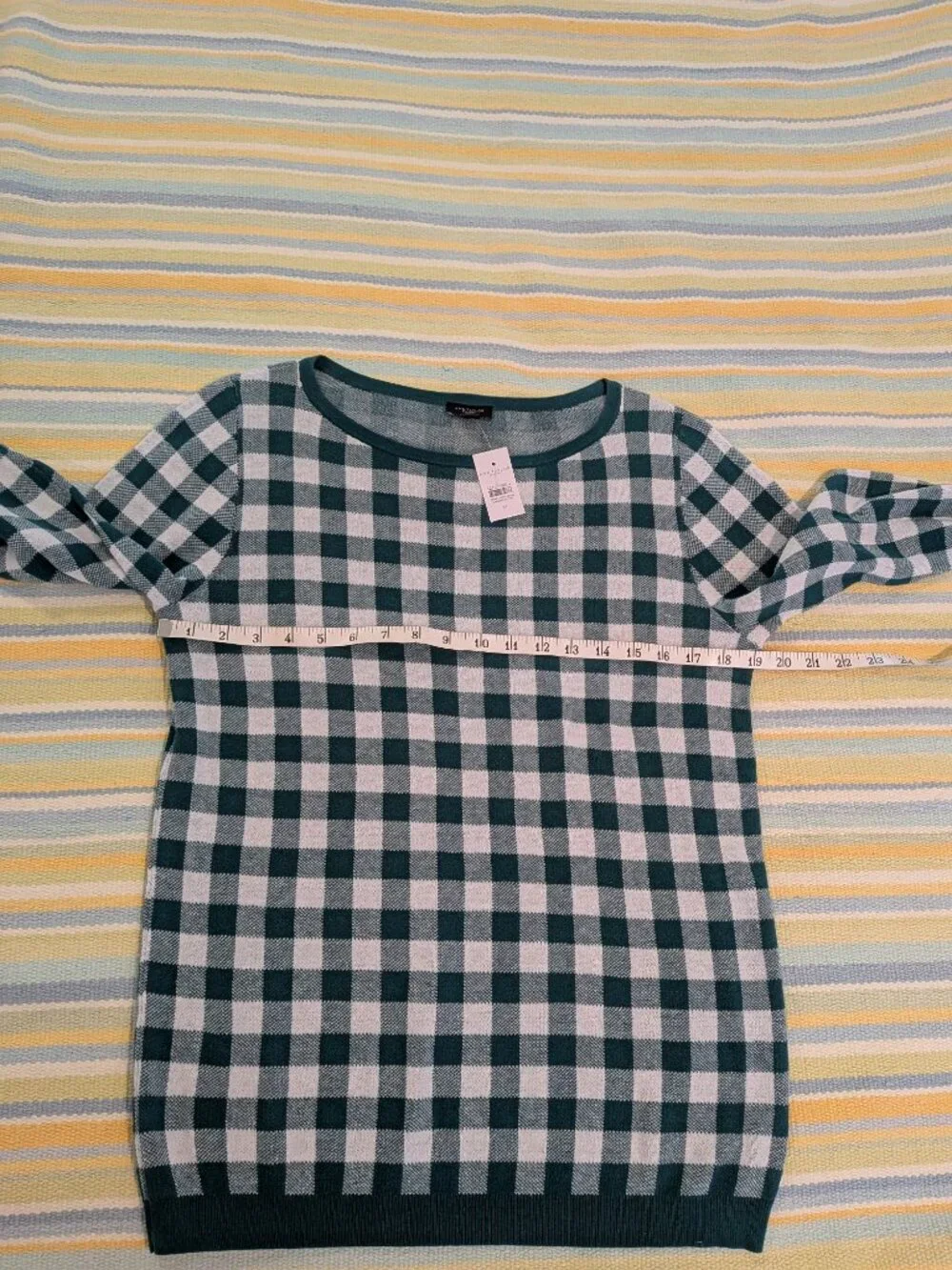 ⭐ NEW NWT Ann Taylor Factory white & green plaid sweater size Medium